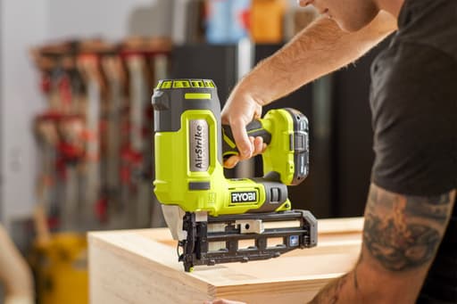 AIRSTRIKE 16GA FINISH NAILER - Tool Only