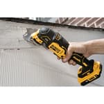 20V MAX XR Cordless Brushless 3-Speed Oscillating Multi-Tool