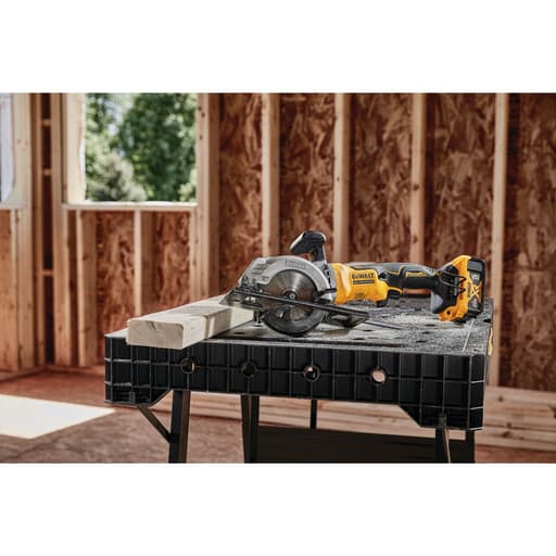ATOMIC 20V MAX Cordless Brushless 4-1/2 in. Circular Saw (Tool Only)