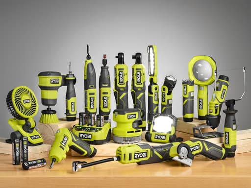 USB Lithium 3-Port Charger