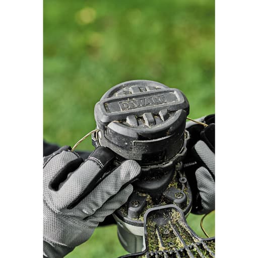 20V MAX 14-Inch Folding String Trimmer Kit